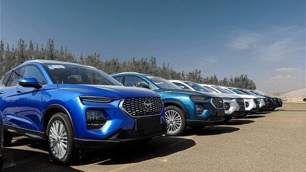 اختلاف قیمت خودروهای ثبتنامی ایرانخودرو با بازار