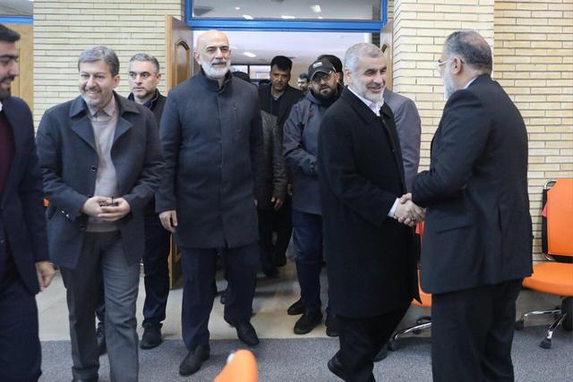 بازدید نیکزاد از پارک علم و فناوری فولادشهر