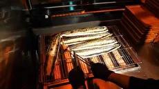 غذاهای خیابانی کرهای: کباب و سوپ مارماهی در سئول (فیلم)