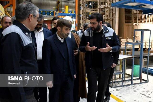 عضو مجمع تشخیص نظام: توسعه خودروهای برقی باید با تکیه بر توان داخلی دنبال شود