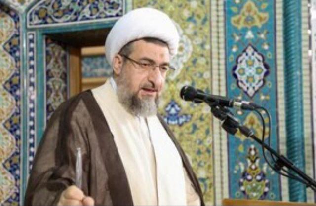 امام‌جمعه تبریز: دشمن در عرصه فرهنگ، آرایش جنگی گرفته است