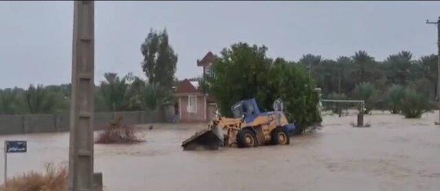 فیلم تخلیه اضطراری روستاهای فاریاب در پی بارندگی بی‌سابقه