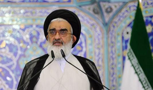 غفلت از معیشت مردم، آسیب جدی به مسیر توسعه کشور است