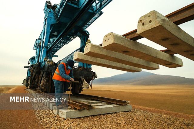 هنرور: اجرای قطعه جوین-اسفراین راه‌آهن ضرورت خراسان شمالی است