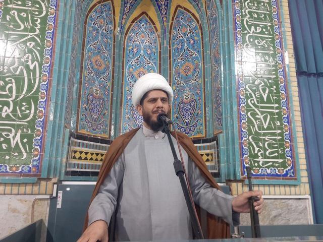 امام جمعه قصرشیرین: حل مشکلات اقتصادی و معیشتی مردم مهم‌ترین اولویت مسوولان باشد