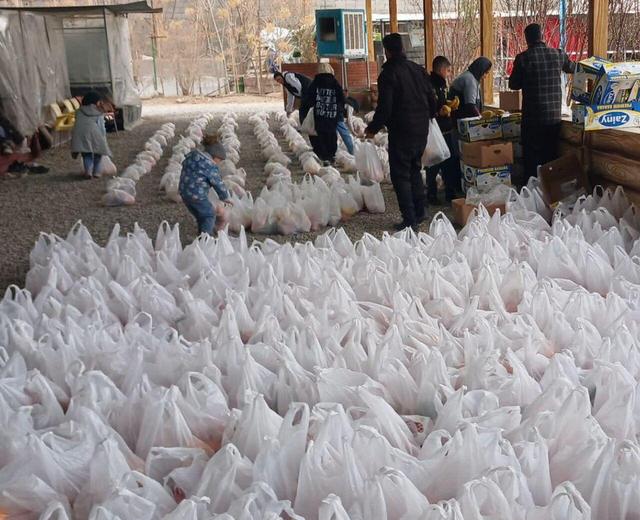 توزیع ۲ هزار بسته معیشتی ویژه کودکان کار در شهرری به مناسبت یلدا