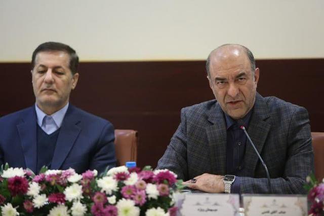 معاون استاندار خراسان رضوی: به روز نبودن بانکهای اطلاعاتی مانع اصلی در تصمیمات استانی است