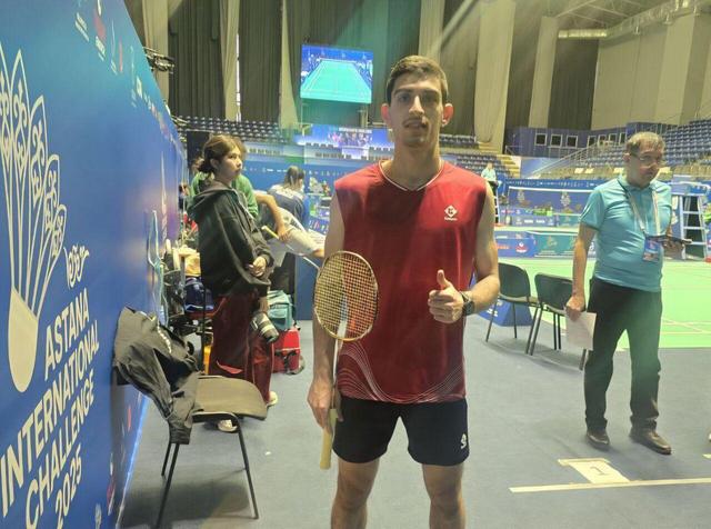 نماینده بدمینتون ایران رقیب قدرتمندش را شکست داد