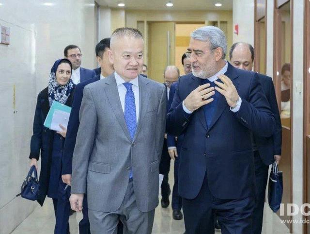 حمایت قاطع عضو ارشد حزب حاکم چین از منافع هسته‌ای ایران