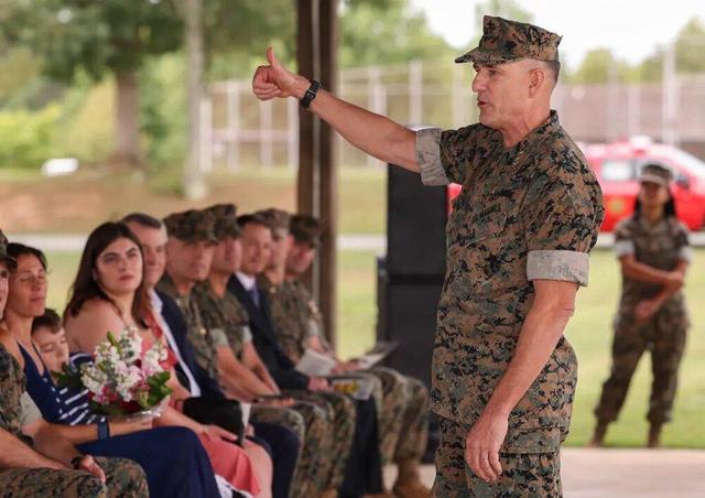 ترامپ گزینه خود را برای فرماندهی جنوبی آمریکا اعلام کرد