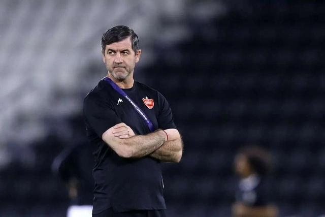 واکنش کریم باقری به فحاشی زشتی که در تبریز علیه او شد