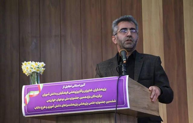 مدیرکل آموزش و پرورش استان سمنان: پژوهش نباید مناسبتی باشد؛ نسخه آموزش و پرورش سمنان برای عبور از ناترازی‌ها