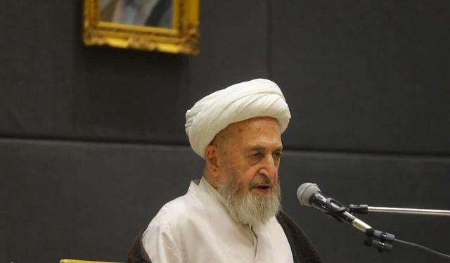 باید استقلال فکری و علمی داشته باشیم/ غرب‌زدگی نباید جامعه را تحت تأثیر قرار دهد