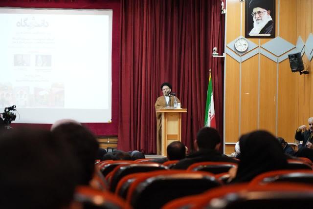 وحدت حوزه و دانشگاه؛ راهبردی برای پیشرفت علمی و مقابله با تفرقه