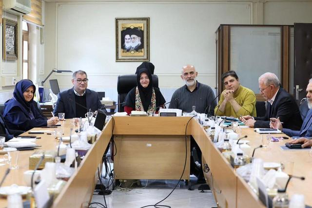 اصفهان، پایگاه ملی آموزش و حراج آثار فاخر صنایع‌دستی می‌شود