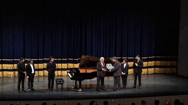 پیانیست‌های جوان تولد ۸۴سالگی امانوئل میناسکانیان را گرامی داشتند + فیلم