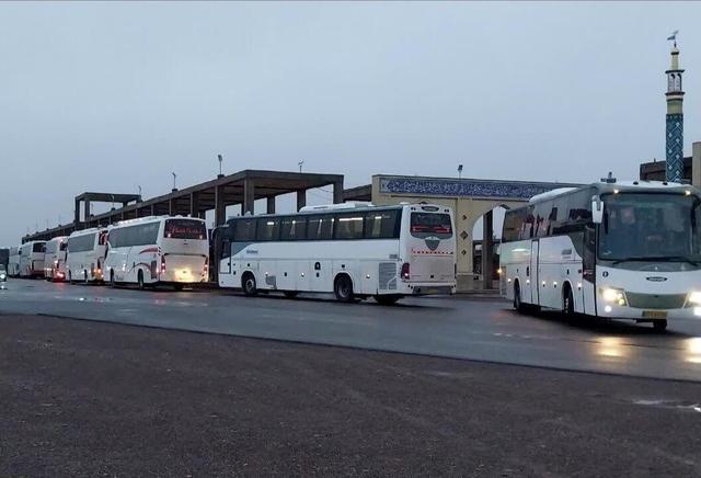 اسکان اضطراری سرنشینان ۵۰ خودرو در گناباد