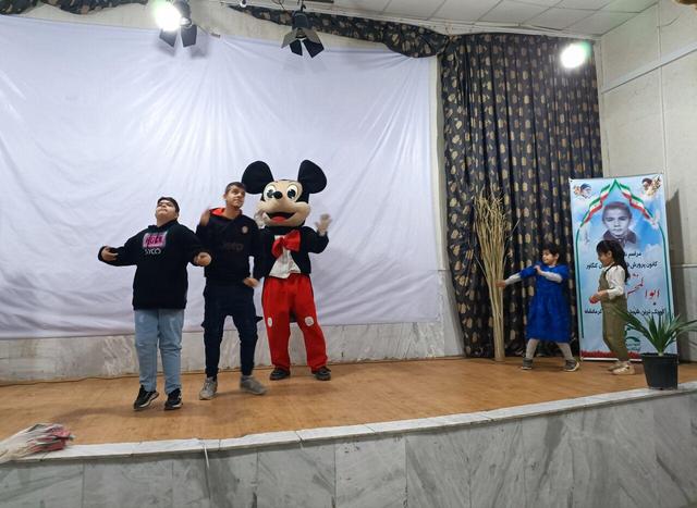 فیلم | برپایی جشن شب یلدا برای دانش‌آموزان استثنایی کنگاور