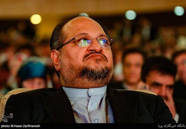 کوتاهی تاجرنیا در انتشار صورت‌های مالی و شفاف‌سازی/ آقای شریعتمداری! حواس‌تان هست؟