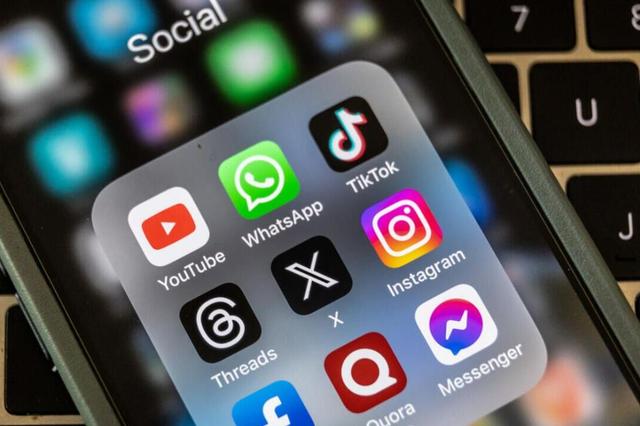 فرانسه استفاده کودکان و نوجوانان از شبکه‌های اجتماعی را ممنوع می‌کند