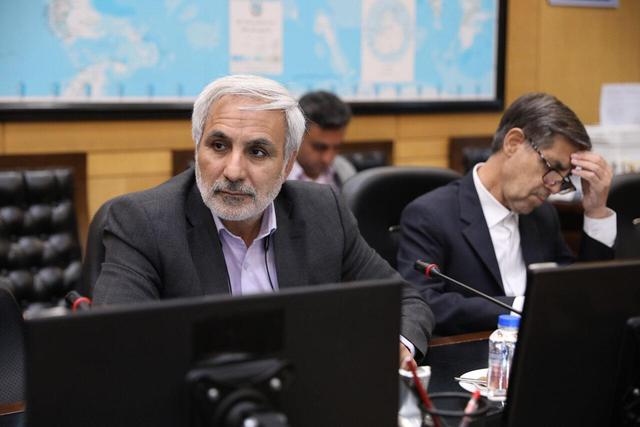 تبدیل وضعیت نیروهای شرکتی مستقل از قانون استخدام نیروی جدید است