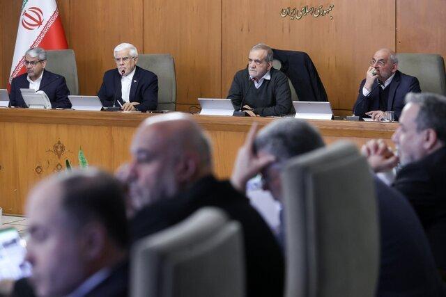 مصرف روزانه بنزین کاهش یافت