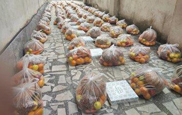 توزیع ۳۰۰ بسته معیشتی شب یلدا در بندرکیاشهر