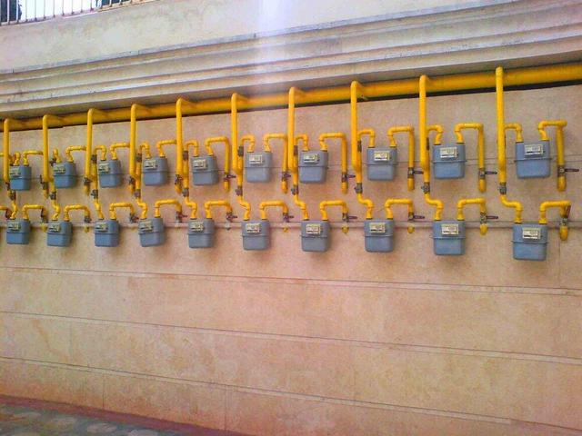 قطع گاز ۶۴۵ انشعاب غیرمجاز و سکونتگاه غیردائم در کرمانشاه