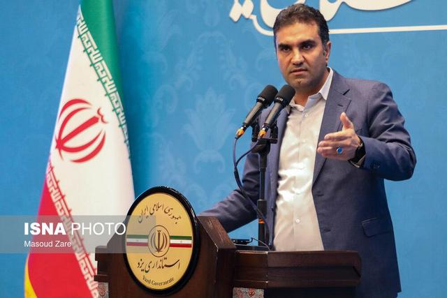 مدیران صنعتی تا ۱۰ برابر معلمان و کارمندان حقوق می‌گیرند/این شکاف باید جبران شود