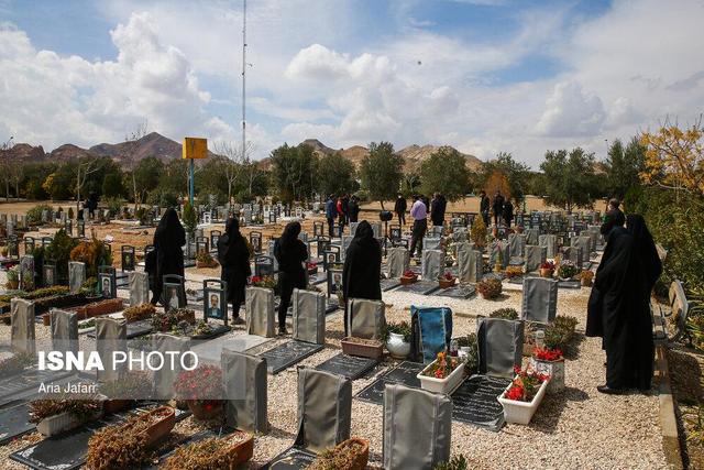 انحصاری شدن خدمات باغ رضوان اصفهان و مدیریت مراسمها