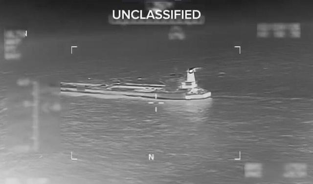 بلومبرگ: آمریکا نفتکش متعلق به چین را توقیف کرده است