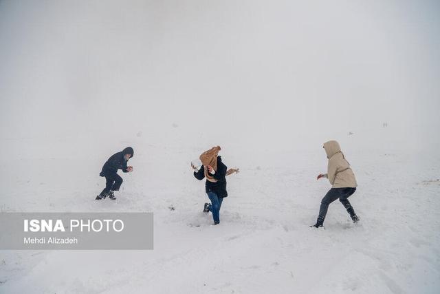 شادی و تفریح مردم بجنورد پس از بارش برف