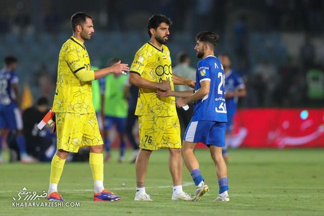 رقابت سخت دروازه‌بانان استقلال برای بازی آسیایی