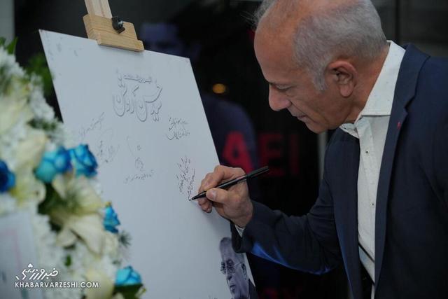 حمایت تمام قد خاکپور از کریم باقری؛ گاهی توهین از نفرت نمی‌آید، از فشار می‌آید +عکس