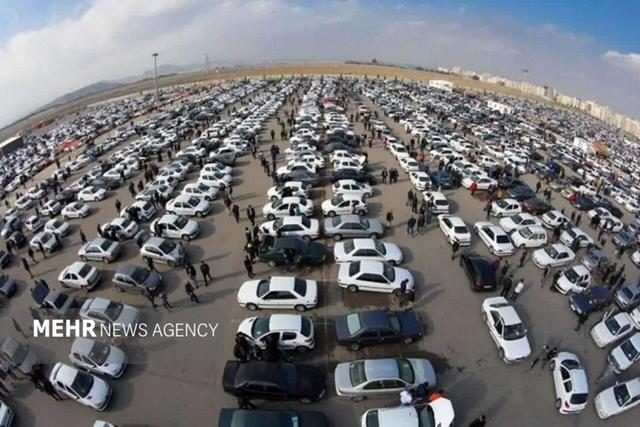 لاتاری خودرو ادامه دارد؛ ۱۰ میلیون نفر در صف خرید