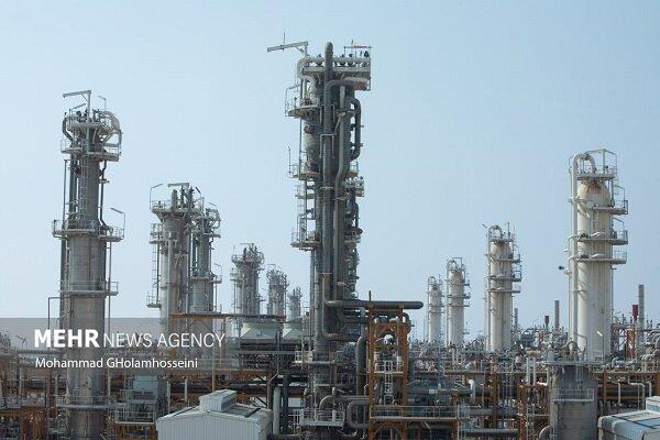۲۳ درصد ظرفیت گاز صنعت پتروشیمی خالی است
