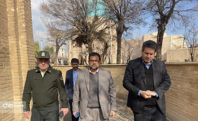 بازدید مدیرکل پشتیبانی و رفاه وزارت میراث‌فرهنگی از آثار تاریخی قم
