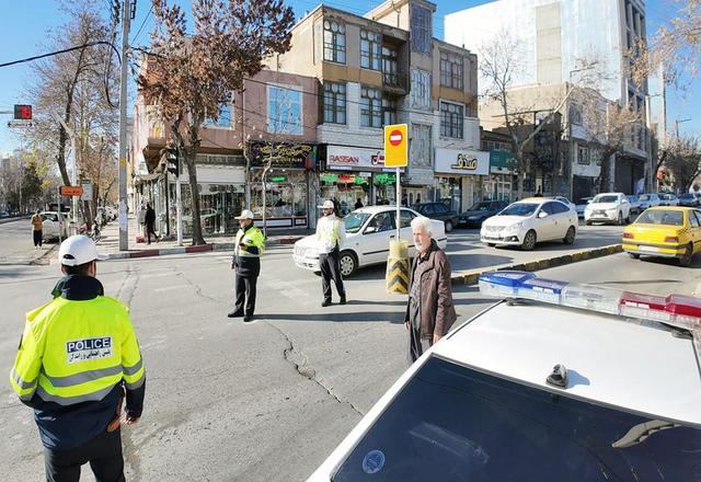 خطوط ویژه وسایط نقلیه عمومی در معابر اصلی سنندج ساماندهی می شود