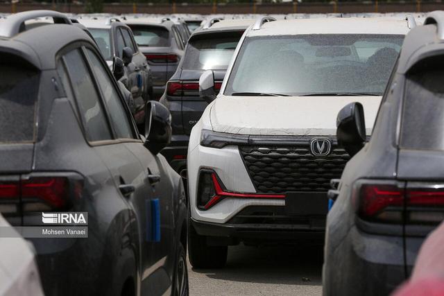 آیین‌نامه اجرایی حقوق ورودی واردات خودروی شخصی ایرانیان خارج از کشور اصلاح شد