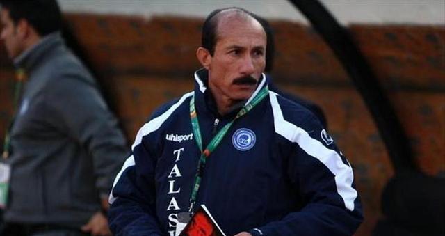 اشک‌های بازیکن اسبق استقلال پس از فحاشی به باقری/ چرا کریم! او که همیشه سمت مردم بوده