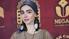 بازیگر نقش نیکا در پایتخت با ظاهری جدید در مراسم حافظ (فیلم)