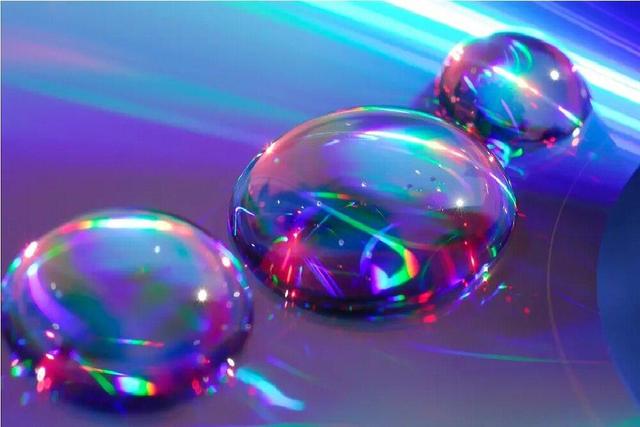 دانشمند ایرانی فناوری بدون فلز جلوگیری ۹۹.۹۷ درصدی از سیگنال‌های بی‌سیم ساخت