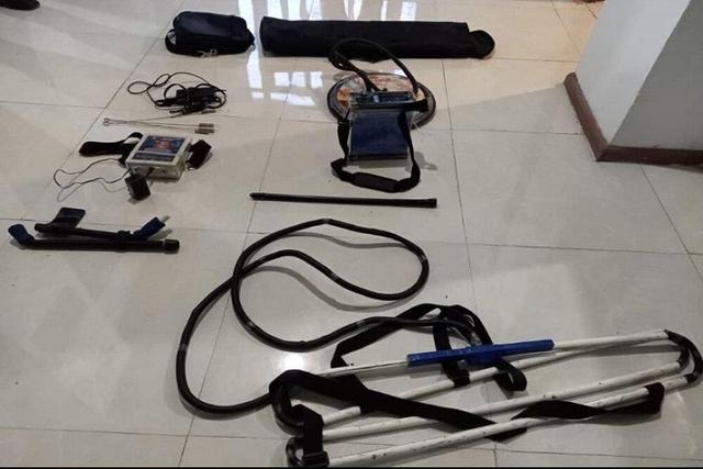 کشف و ضبط ۳ دستگاه فلزیاب غیرمجاز در جواهردشت