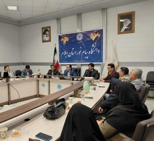 رئیس هیئت مدیره انجمن علمی سیاسی ایلام: دانش سیاست چراغ حکمرانی است