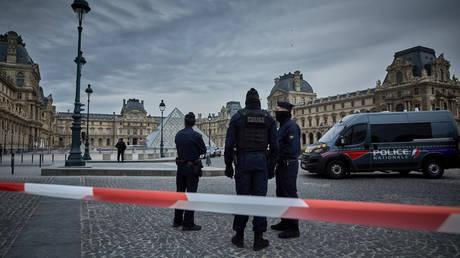 New details emerge in $100 million Louvre heist