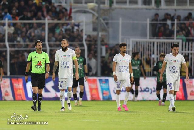 دست پر ساپینتو در دیدار استقلال - المحرق