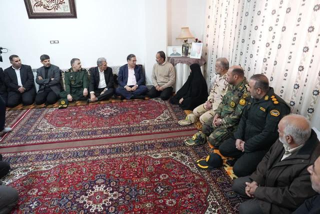 استاندار آذربایجان‌غربی: آرمان شهدا برای نسل جوان تبیین شود