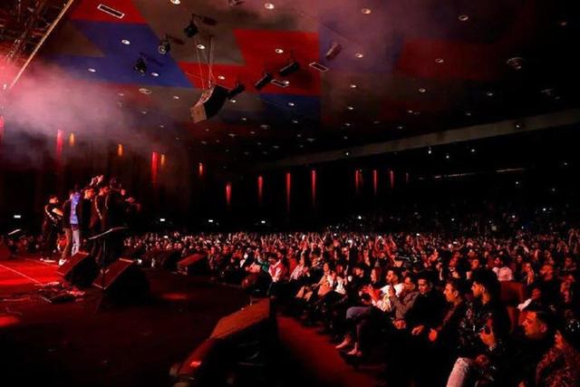 پای موسیقی جاز چگونه به رادیو باز شد؟