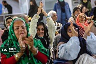 مراسم شب یلدا در آسایشگاه سالمندان کهریزک