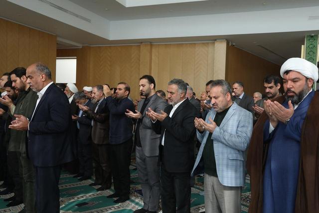 مراسم ختم مادر روح الله نجابت نماینده مردم شیرازو ورزقان